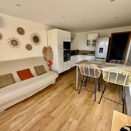 Superbe Appartement Avec Grande Terrasse Carqueiranne Exterior photo